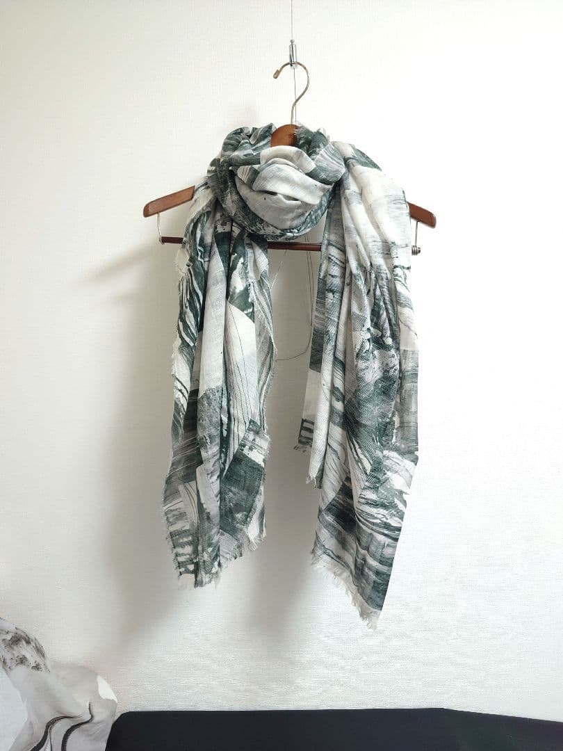 ファリエロ サルティ　Faliero Sarti　ストール　ショール　波模様