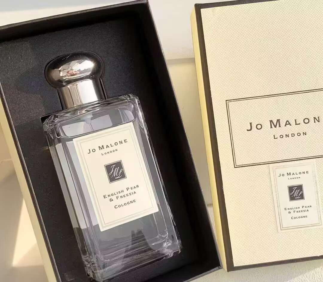 sholayered 1945 ライトイエロー 香水