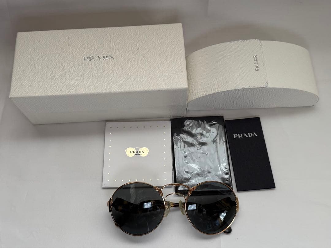 PRADA 廃盤 サングラス hyde着用デザイン ケース付