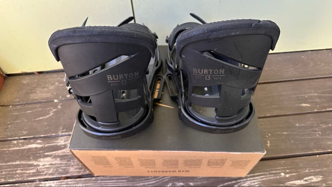 スノーボードビンディング　バートン　ミッションEST　サイズM