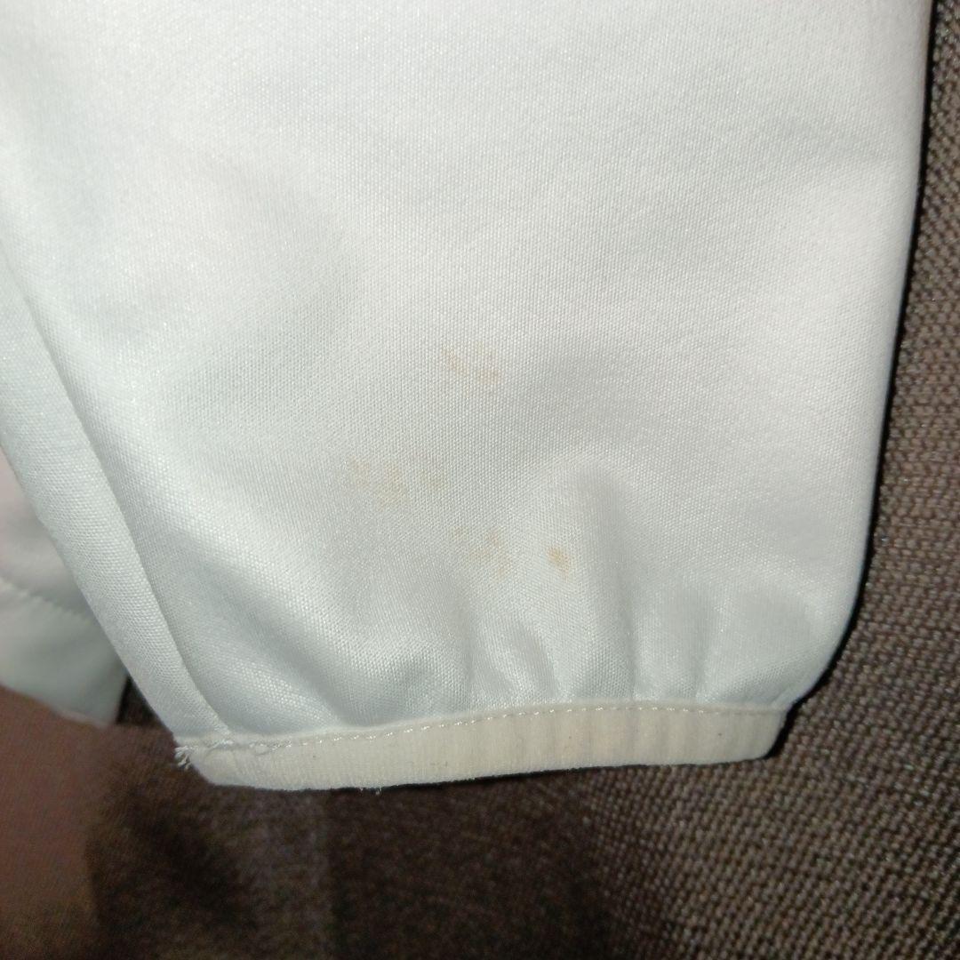 九里亜蓮選手の直筆サイン付帽子&限定帽子&鈴木誠也選手の旧型ユニホーム+おまけ等