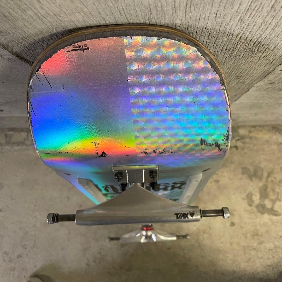 スケボー MADNESS リフレクターデッキ THEEVE チタントラックスケート