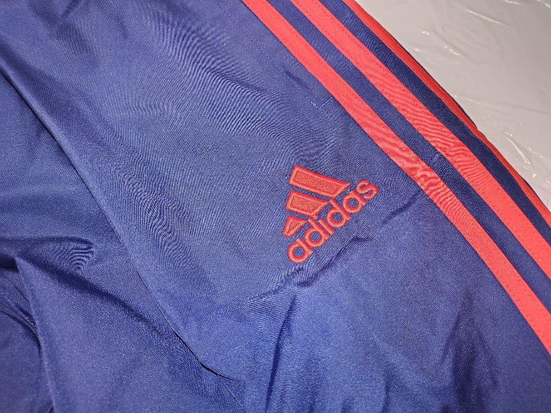 adidas マンチェスターユナイテッド15/16プレゼンテーションスーツ M