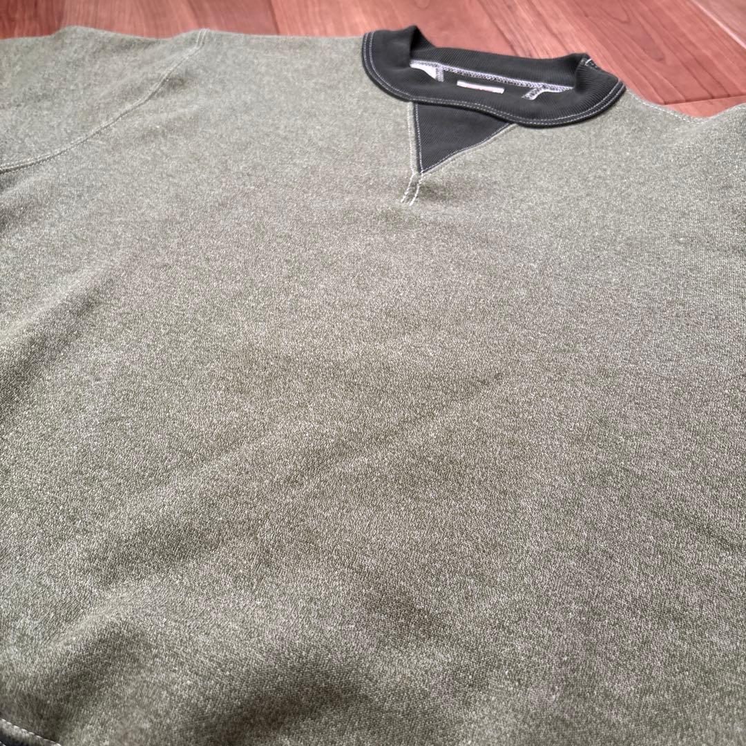 Cushman 両Vスウェット