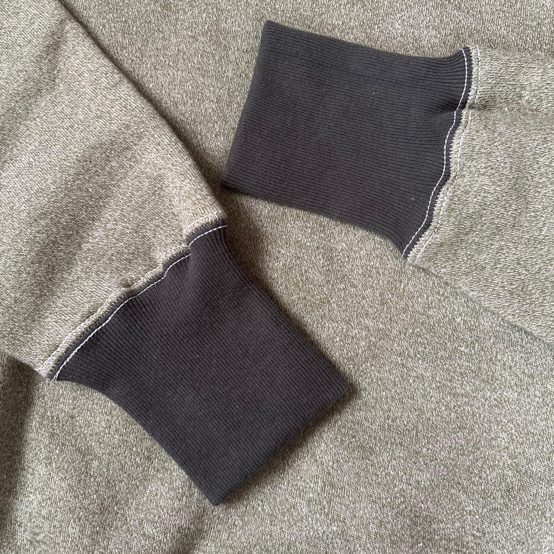 Cushman 両Vスウェット