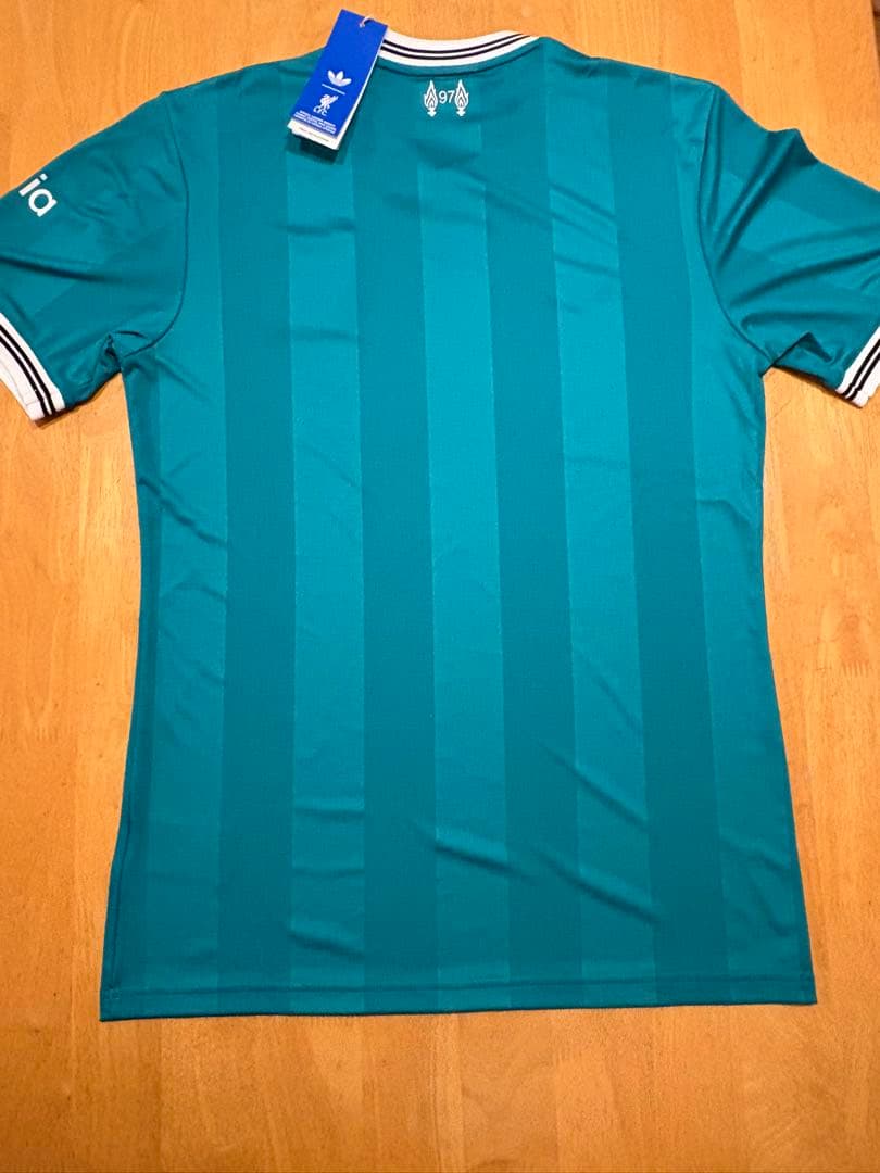 正規品 新品 極美品 リヴァプール 25/26 3rd Lサイズ