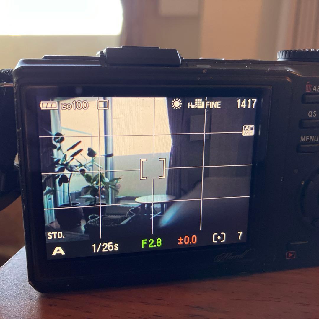 Foveonセンサー最高画質 即戦力付属品完備SIGMA DP1 Merrill