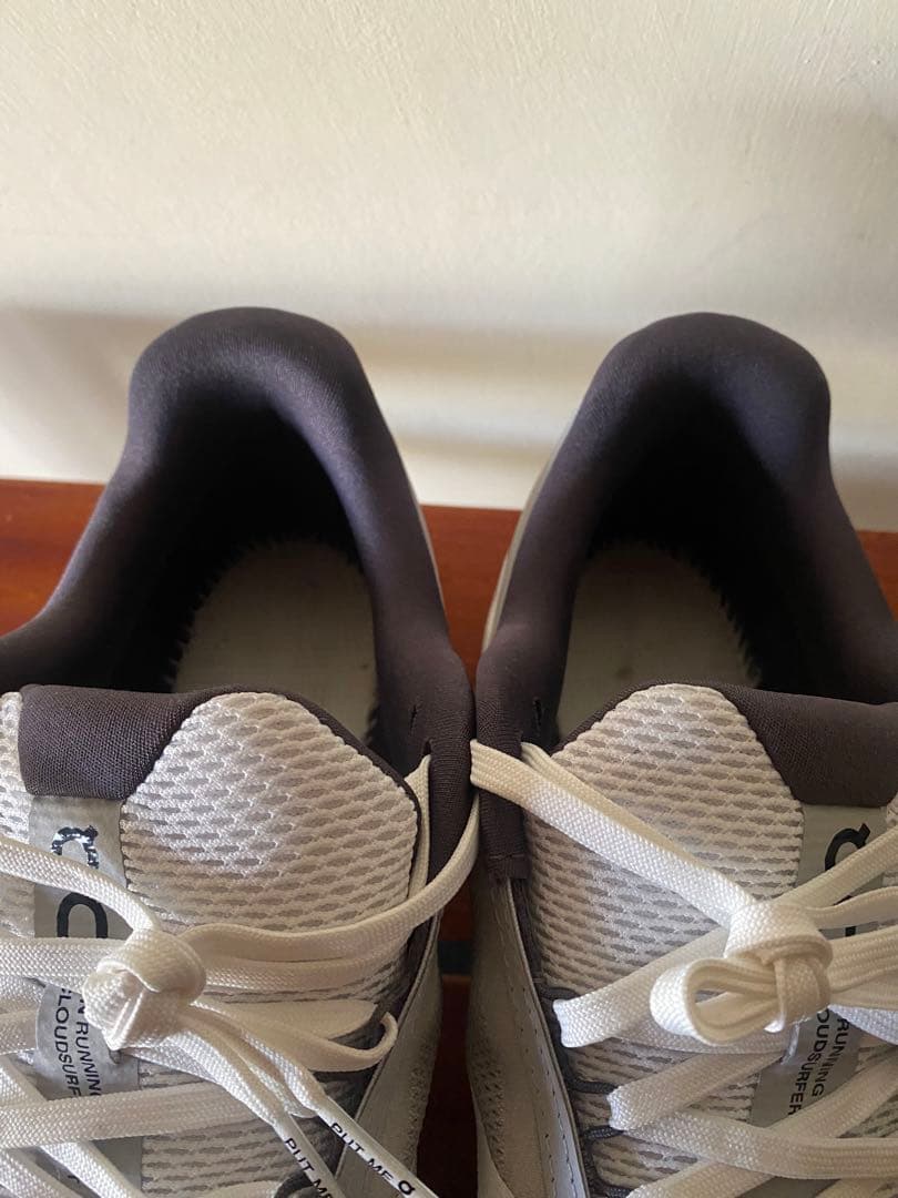 ONオン　Cloud Surfer Next 27.0㎝