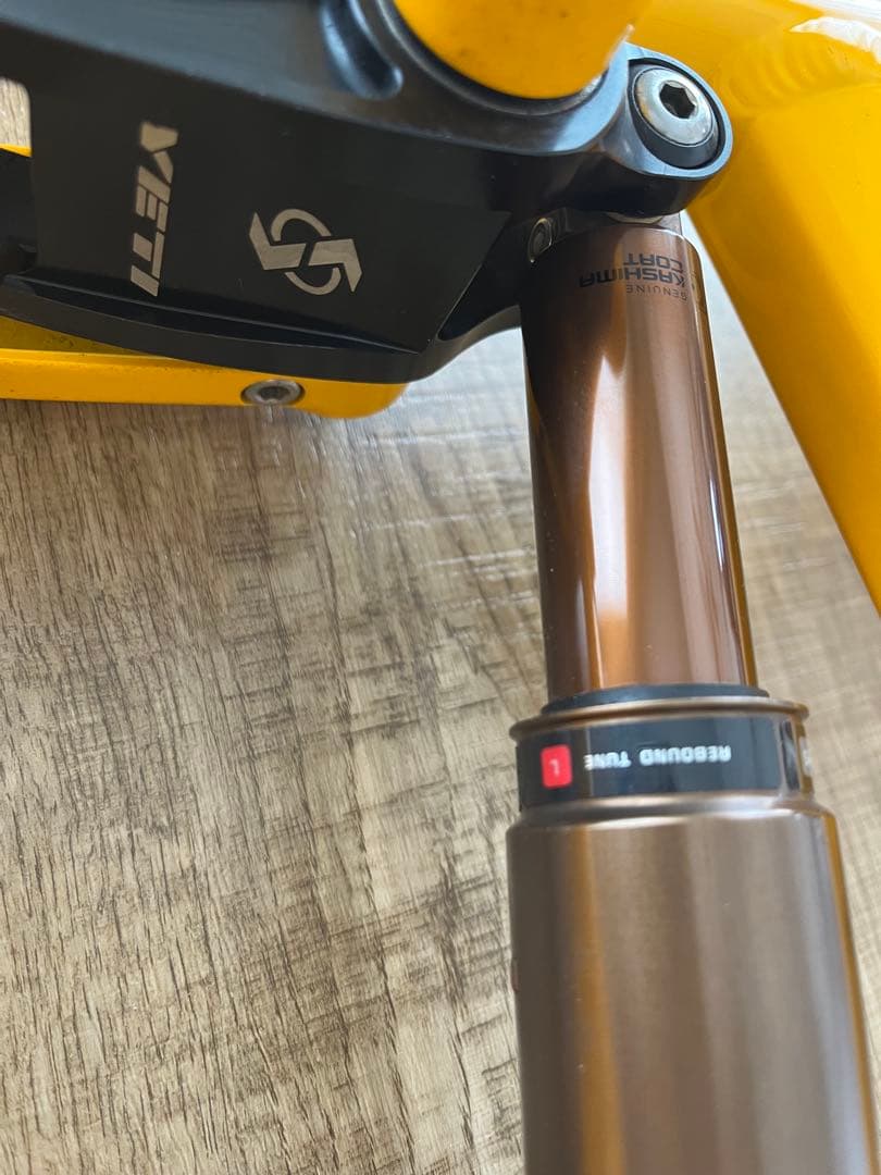 YETI イエティ SB 66 イエロー - メルカリ