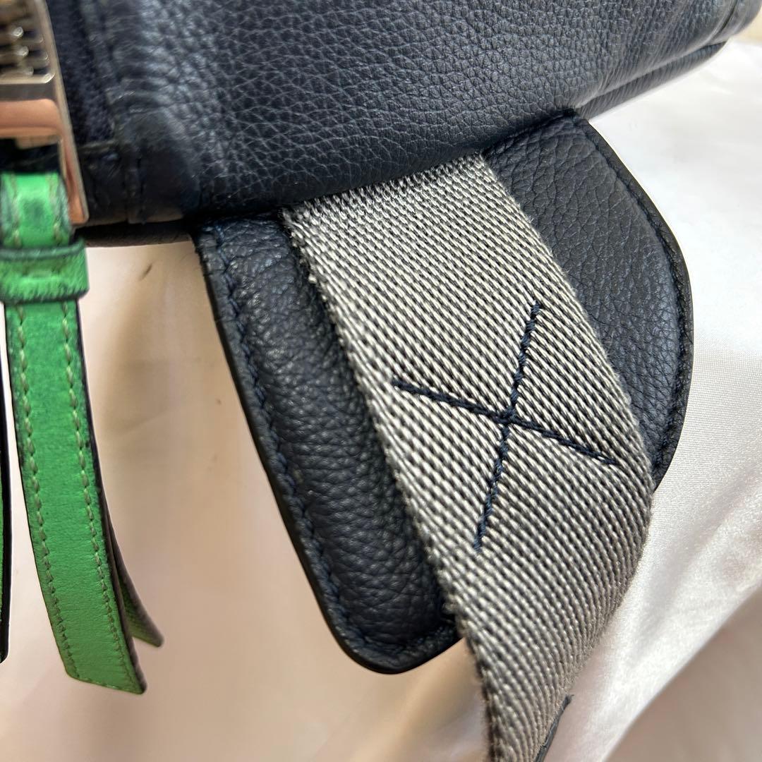 LOEWE ボディバッグ パズル ユニセックス