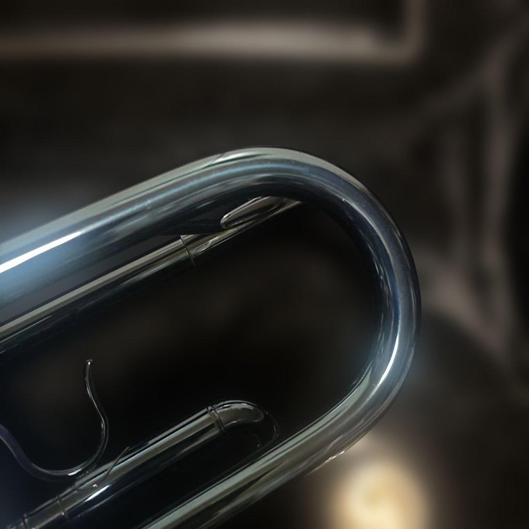 ケルントナー トランペット　メタリックブルー　ケース付き　最終値下げ