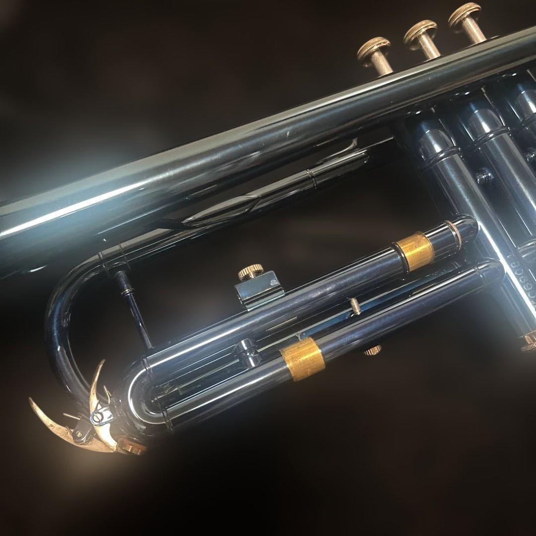 ケルントナー トランペット　メタリックブルー　ケース付き　最終値下げ