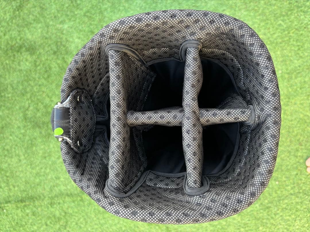 オウル　キャディバッグ　新品未使用　OUUL ゴルフバッグ　防水　迷彩　グリーン