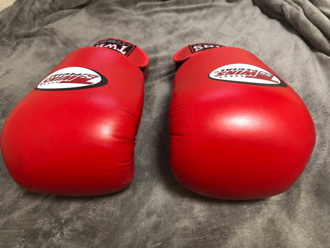 TWINS SPECIAL ボクシンググローブ 赤16.OZ バンテージ6点