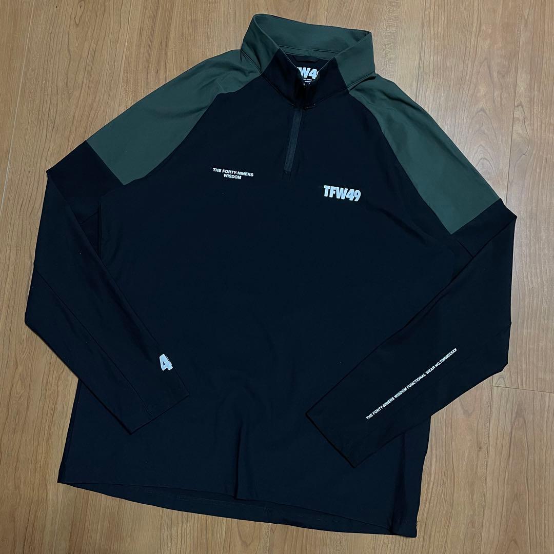 TFW49 ハーフジップ　モックネック　カーキ　ブラック　XL