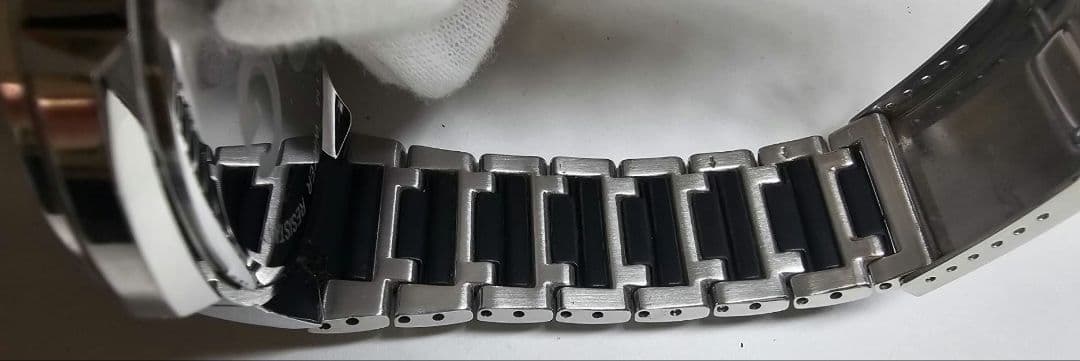 G*n様 D&G　ドルチェ&ガッバーナ　ブラック　アナログ腕時計　24時間表示