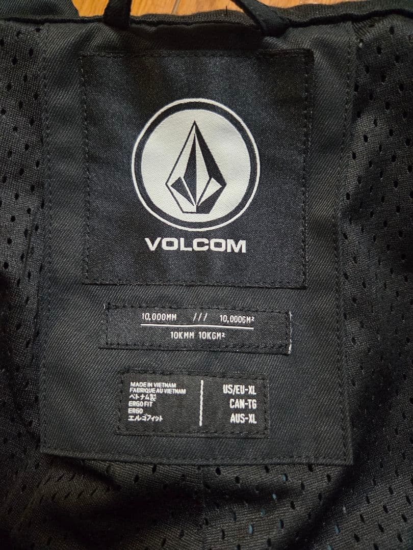 VOLCOM スノーボードウェア　防水透湿ジャケット XL