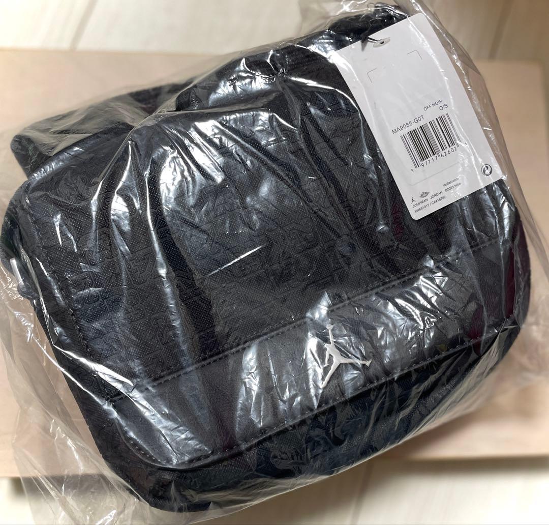 新品 未使用】NIKE ジョーダン モノグラム メッセンジャー　ショルダーバック