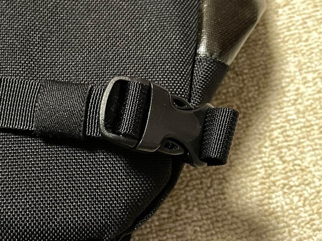 稀少美品 Patagonia 2014 BlackHole Messenger