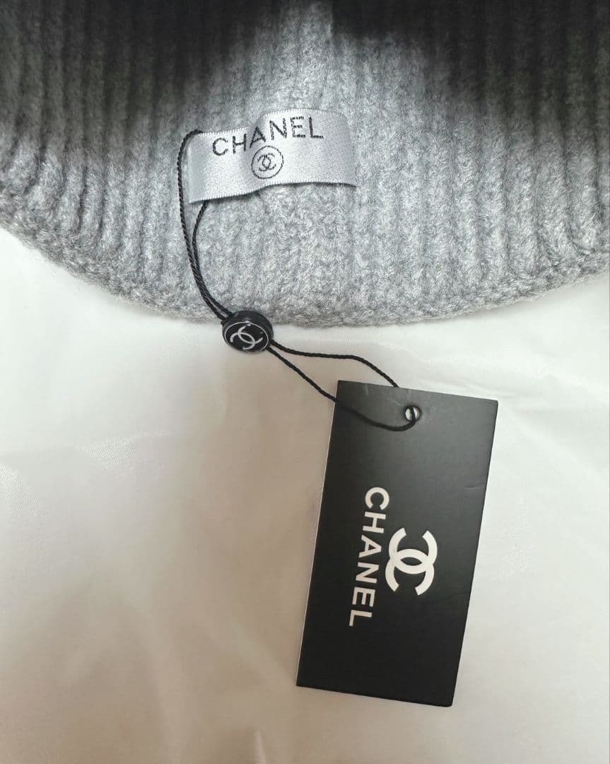 CHANEL グレー ビーニー新品