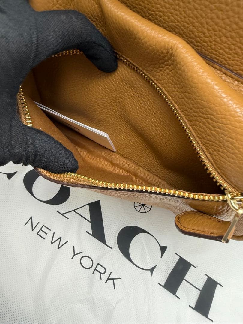 コーチ　ミディアム　チャーリー　バックパック　リュック　F30550