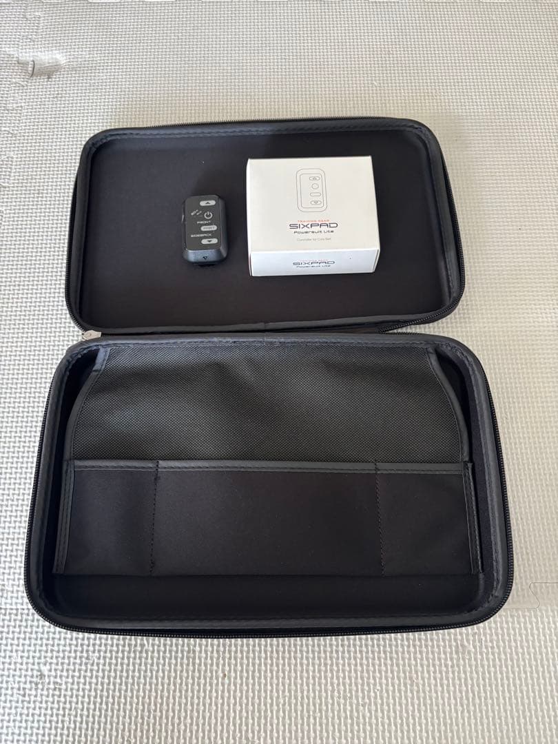 いが ほぼ未使用 SIXPAD コアベルト（S）コントローラー・充電器付き