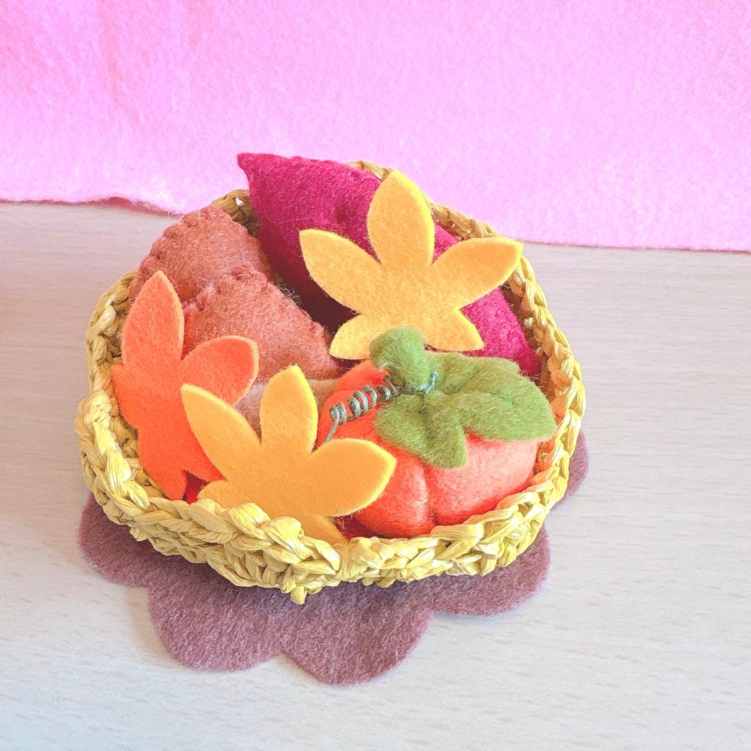 ハンドメイド・フェルト・フレーム飾り・専用