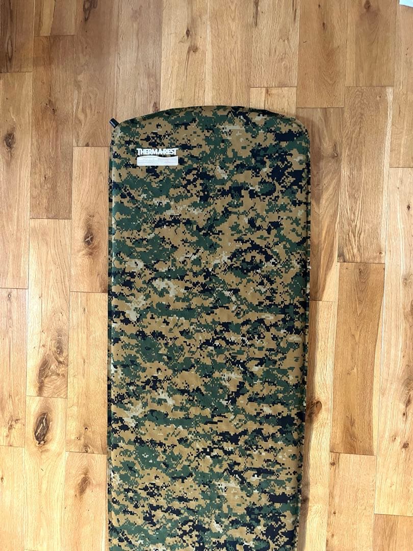 サーマレスト　マーパッドライト　ミリタリー　レア