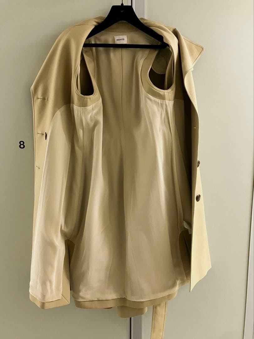 【KHAITE】\"Donna\" cape-effect trench coat