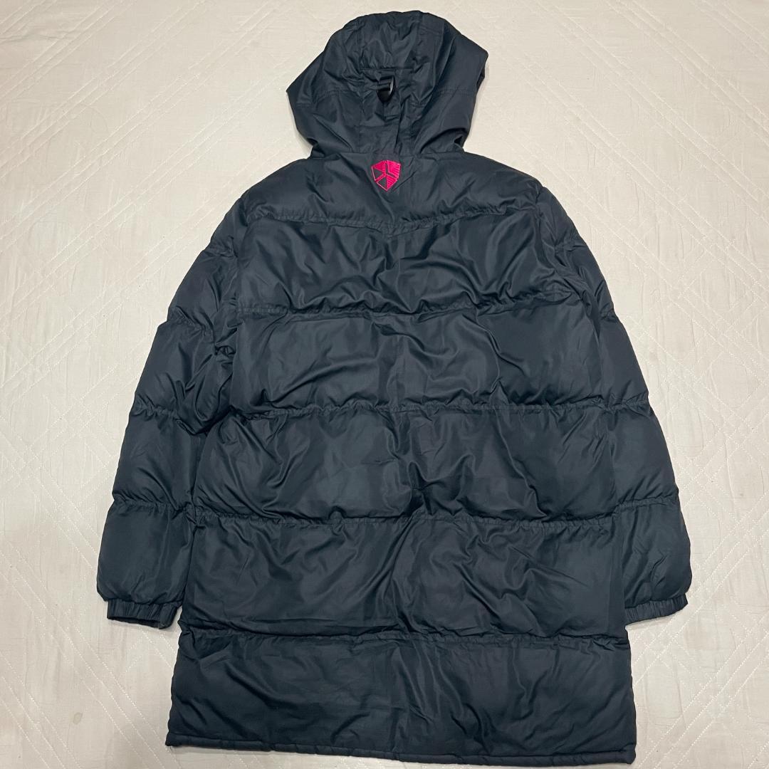 美品　NIKE　ナイキ　ベンチコート　ダウンコート　ブラック　XL　赤　ロゴ