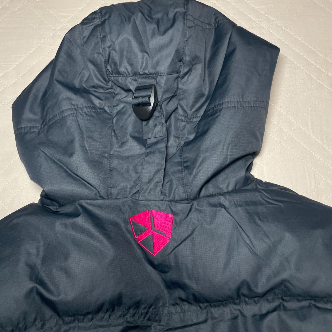 美品　NIKE　ナイキ　ベンチコート　ダウンコート　ブラック　XL　赤　ロゴ