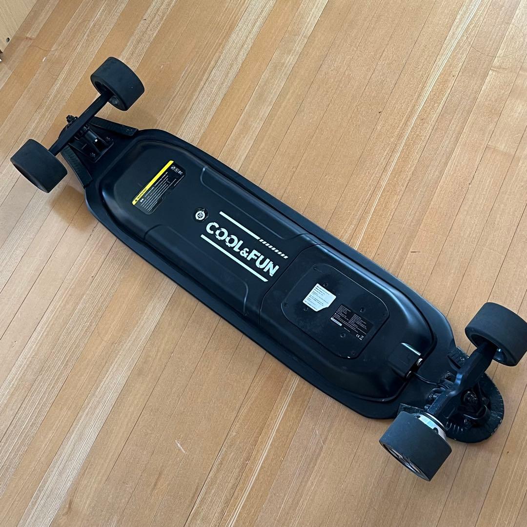 COOL&FUN 電動スケートボード - メルカリ