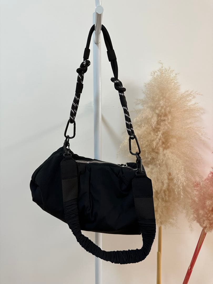 emmi×KEEN新品同様⭐️GATHER SHOULDER BAGギャザーバック