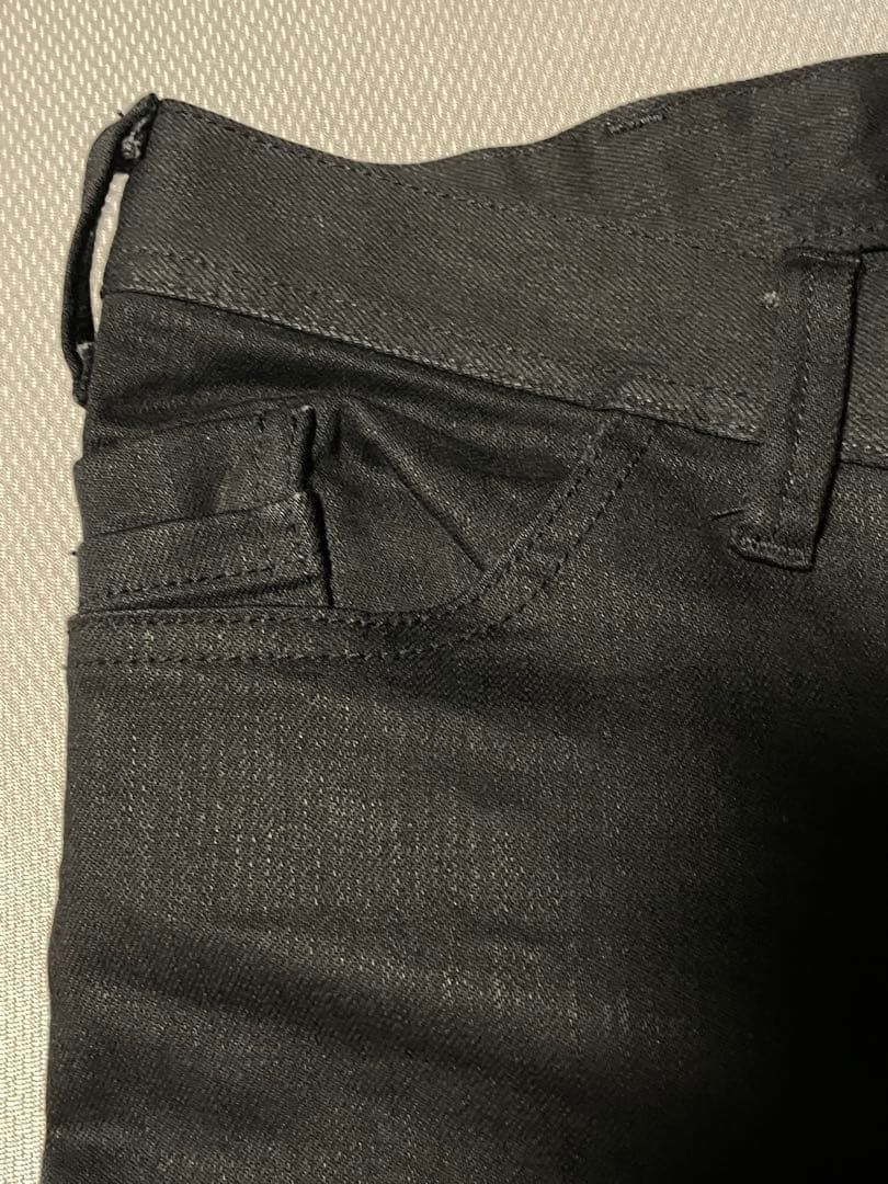 JULIUS 24SS ストレッチ スキニーデニム 黒 size1 定番型 美品