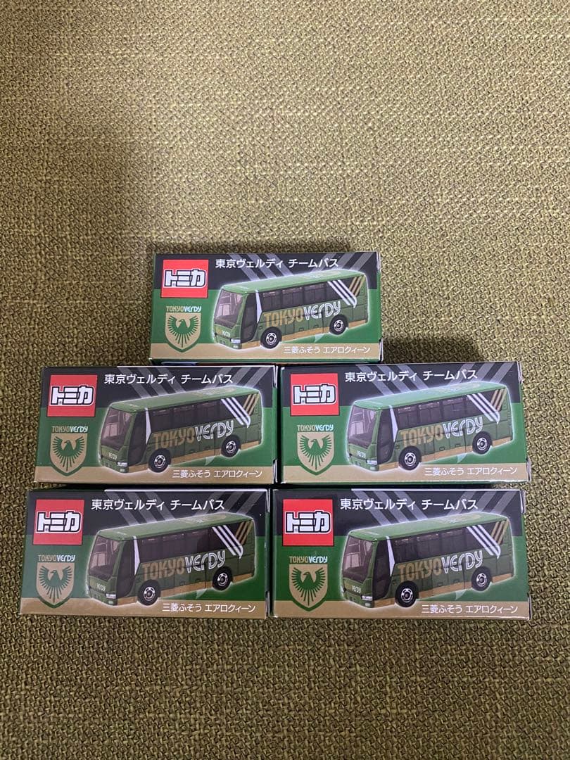 トミカ 東京ヴェルディ チームバス 三菱ふそう エアロクィーン トミカ