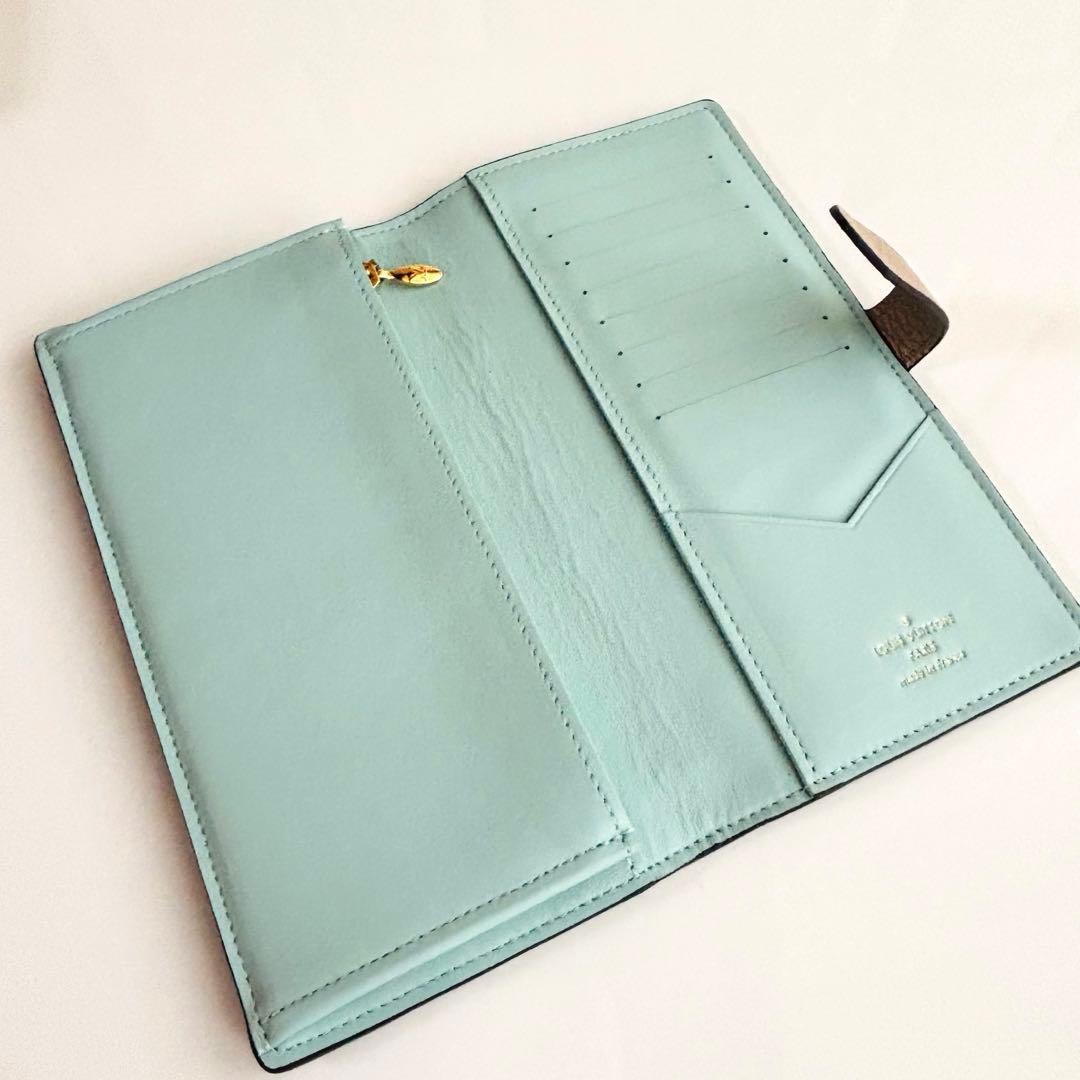 ✨ハンサムな...✨ルイヴィトン ヴェルティカル ウォレット