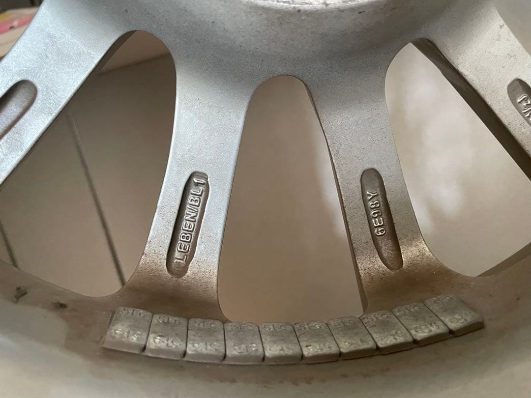 バリ山BS16インチスタッドレスタイヤ ホイールセッ215/65R16手渡し希望