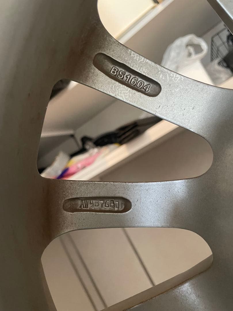 バリ山BS16インチスタッドレスタイヤ ホイールセッ215/65R16手渡し希望