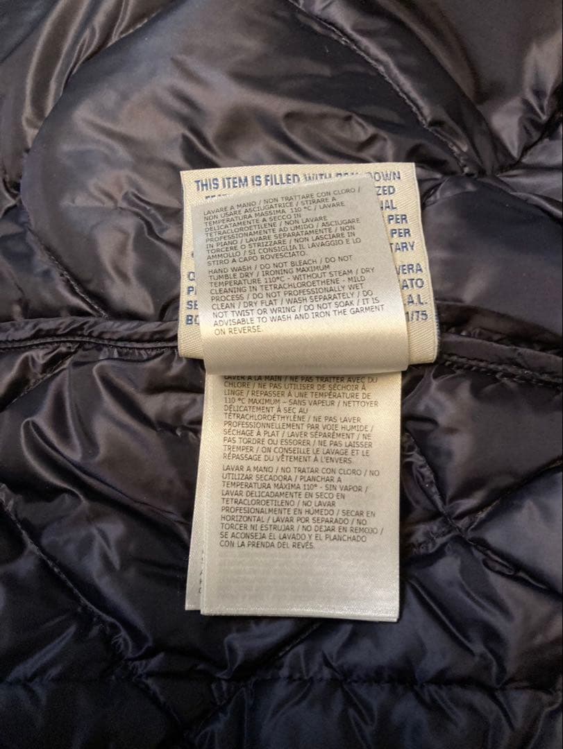 【ハオ】モンクレール HERMINIER ロゴレザーワッペダウンジャケット