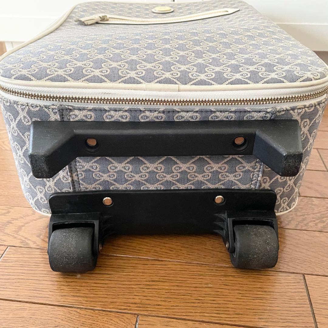 Anya Hindmarch アニヤハインドマーチ キャリーバッグ スーツケース