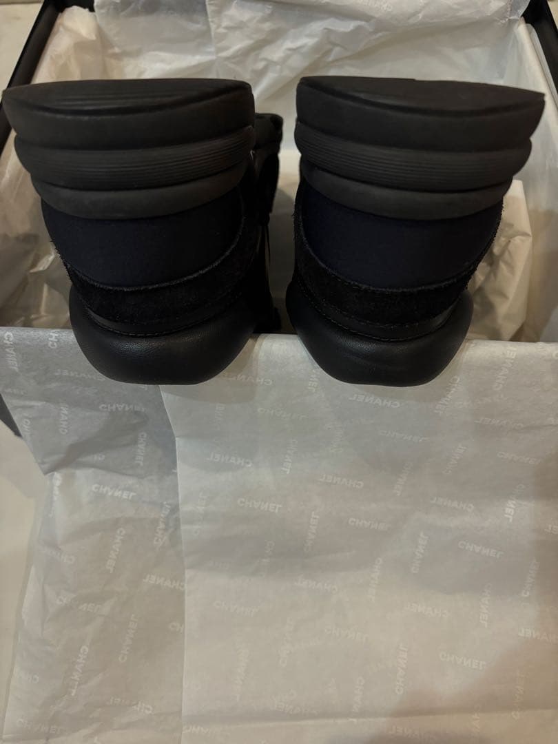 シャネル　スニーカー　ブラック　39