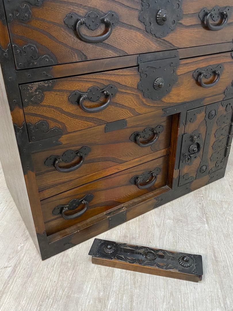 東京都内23区配送無料】アンティーク ミニ 箪笥 木製 引き出し 古道具 民芸