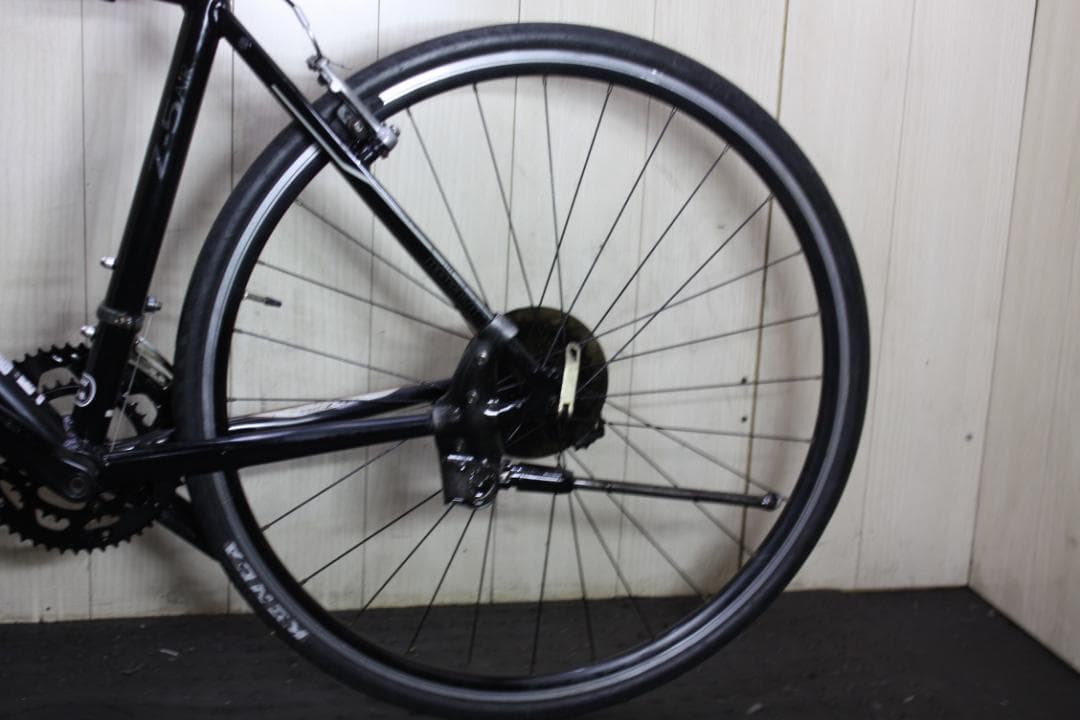 GIANT-MOMENTUM iNEEDZ-5AIR 700C 16速480mm