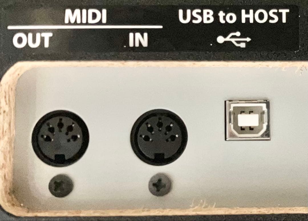 KAWAI 電子ピアノ CN27R【無料配送可能】