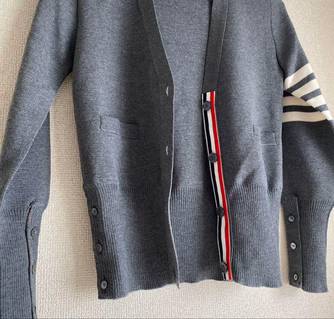 うに様専用】THOM BROWNE グレー カーディガン 38 美品 - メルカリ