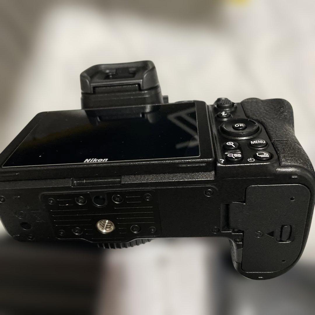 Nikon Z5 ミラーレス一眼カメラ 24-50レンズキット 343ショット 価格