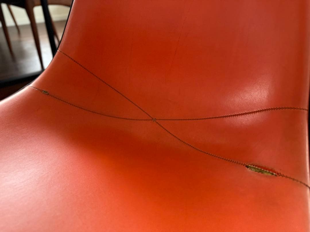 【最終価格】イームズチェア ナウガハイドレザー エッフェルベース