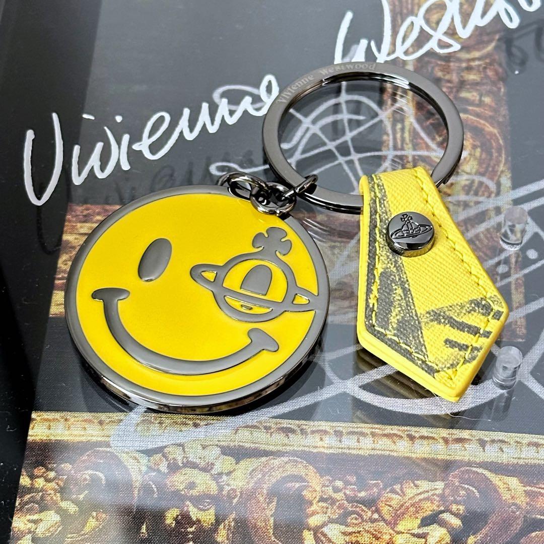 ヴィヴィアンウエストウッド オーブスマイル キーリングキーホルダー