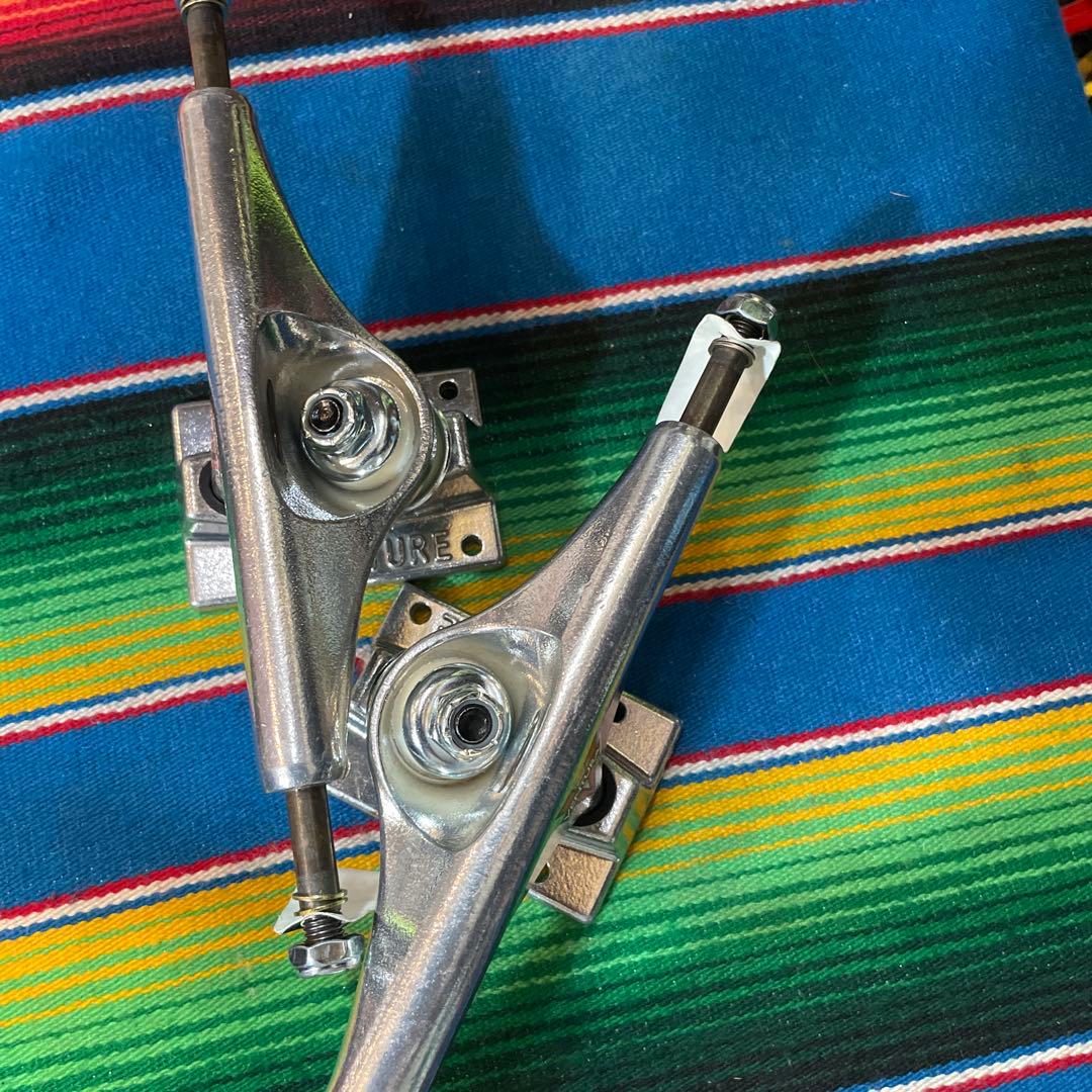 VENTURA スケートボード トラック 2個セット5.8