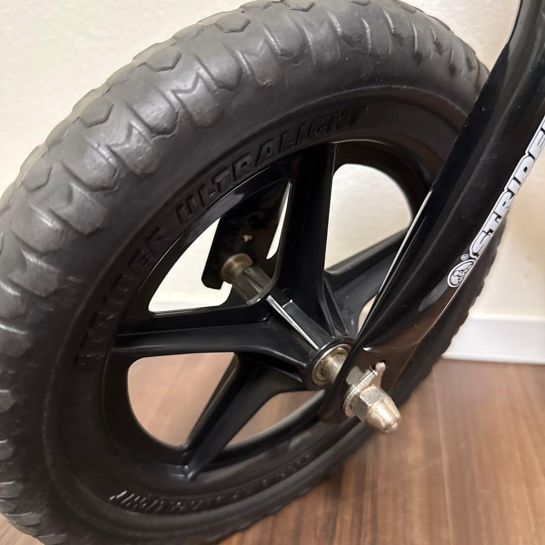 【美品】STRIDER ストライダー SPORTS MODEL 12インチ 赤